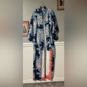 Vintage Women’s Kimono